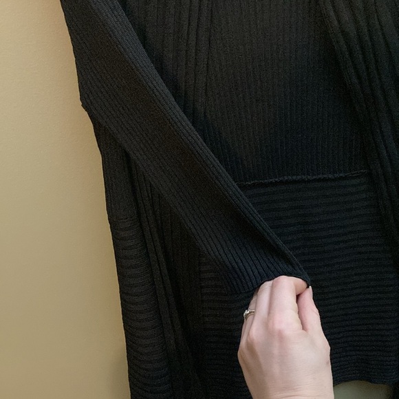 Orange black ribbed collared cardigan. Might be vintage. - Picture 5 of 10